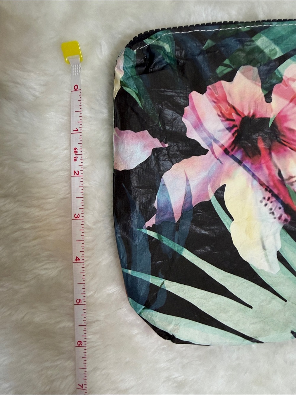 Aloha Collection Pouch - Picture 7 of 7
